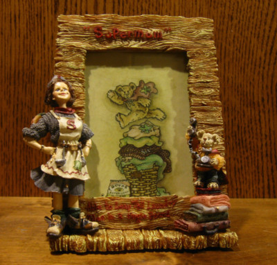 Boyds Frames #27452 DOMESTICA...SUPERMOM, pic 3.5'' x 4.5'' NEW From Retail Store