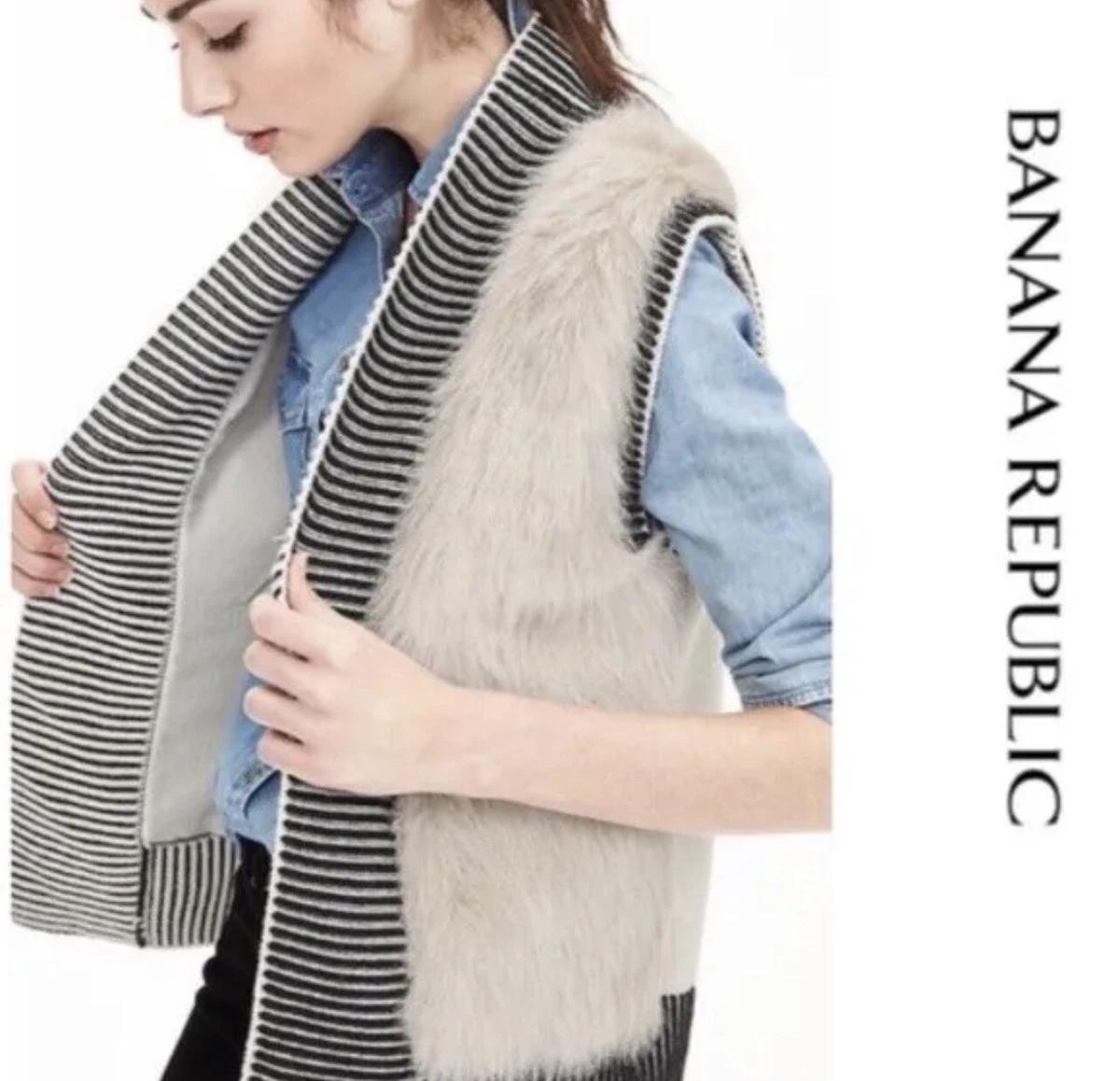 Banana Republic Faux Fur Sweater Vest Womens Small Cream Open