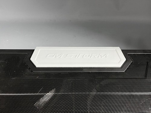 Cooler Master CM Storm SF-19 - Gaming Laptop Cooling Stand LED - Extra Power!! - 第 8/9 張圖片