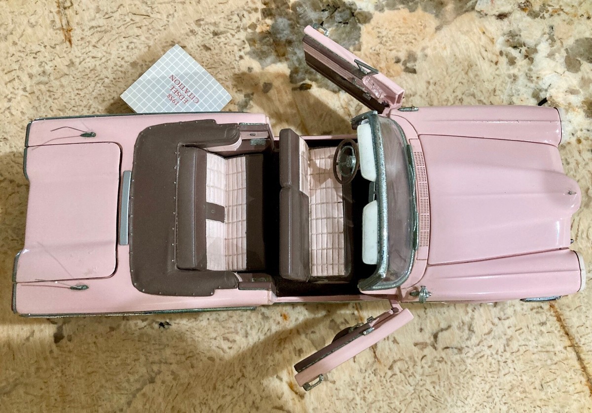 1/24 フランクリンミント 1958 エドセル サイテーション  EDSEL 1958 Ford Edsel Citation Convertible - Pink 1:24 Diecast