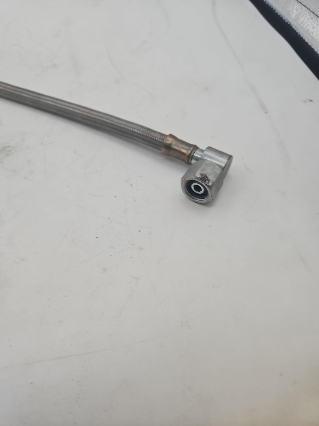 BENTLEY & ROLLS ROYCE-MAIN FUEL FEED HOSE (UE2078)