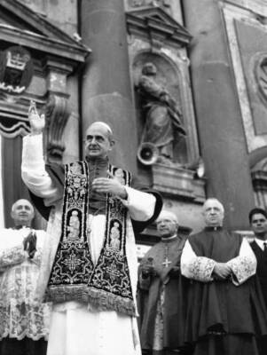 Pope Paul VI celebrates Mass from Castelli Romani September 1 1963- 1963 Photo