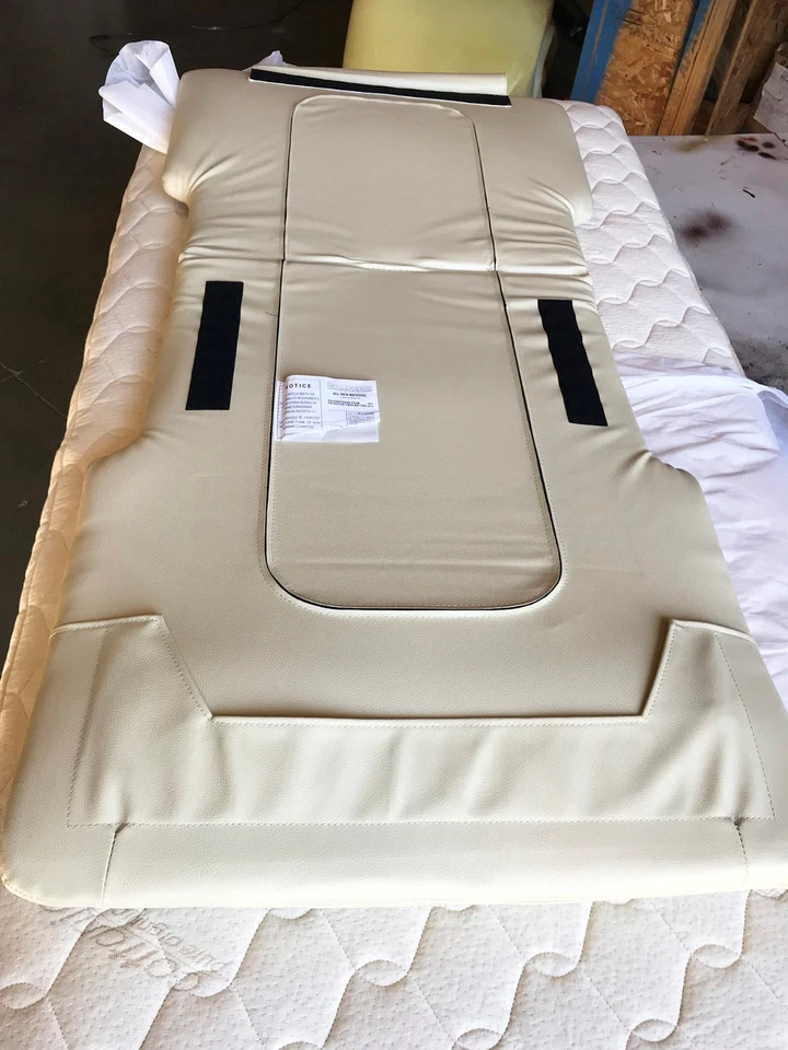 HUMAN TOUCH PERFECT CHAIR ZERO GRAVITY RECLINER PADS Ivory Leather Defect #5 - Image 4 of 4
