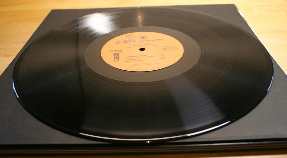 NEIL YOUNG - HARVEST MOON - 2LP Vinyl - NYA-ORS 26 - Bild 2 von 4