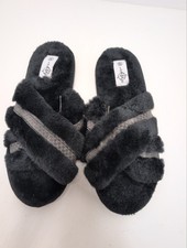 Sole Mates Women's Black Fuzzy Slippers Sparkly Stripe Size M 7/8
