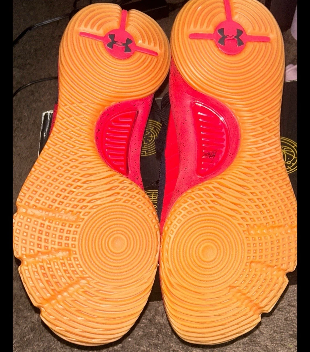 Under Armour Curry 4 Sneakers for Men for Sale - Shop Men display picture 1