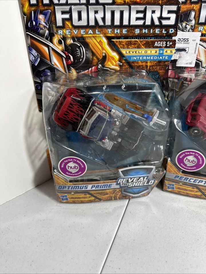Hasbro Transformers Reveal The Shield Lot Of 3 Optimus Prime Perceptor Wreck-Gar - Image 2 of 4