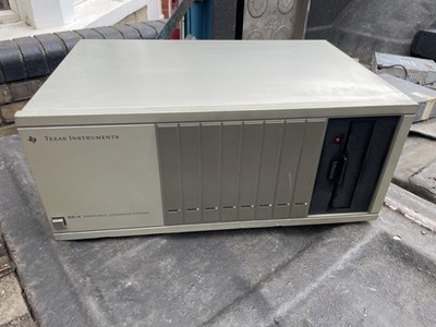 Texas Intruments 99/4 Peripheral Expansion System für TI99 - ungetestet