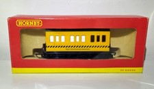 Hornby R296 - Track Cleaning Coach - 00 Gauge 
