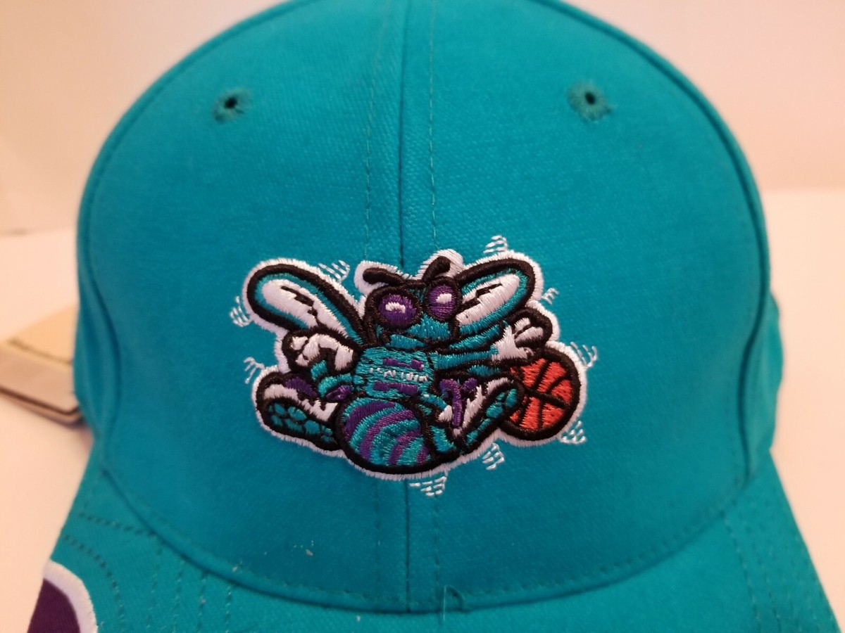 NBA HORNETS キャップ 59Fifty NBA Tip Off Hornets Cap by New Era - 48,95 €