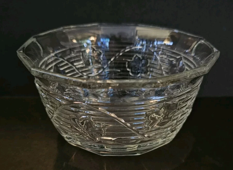 Essentials BOWL 5.5" Vidrio Transparente Corte Floral Redondo Patrón Acanalado De Colección Foto 2 de 4