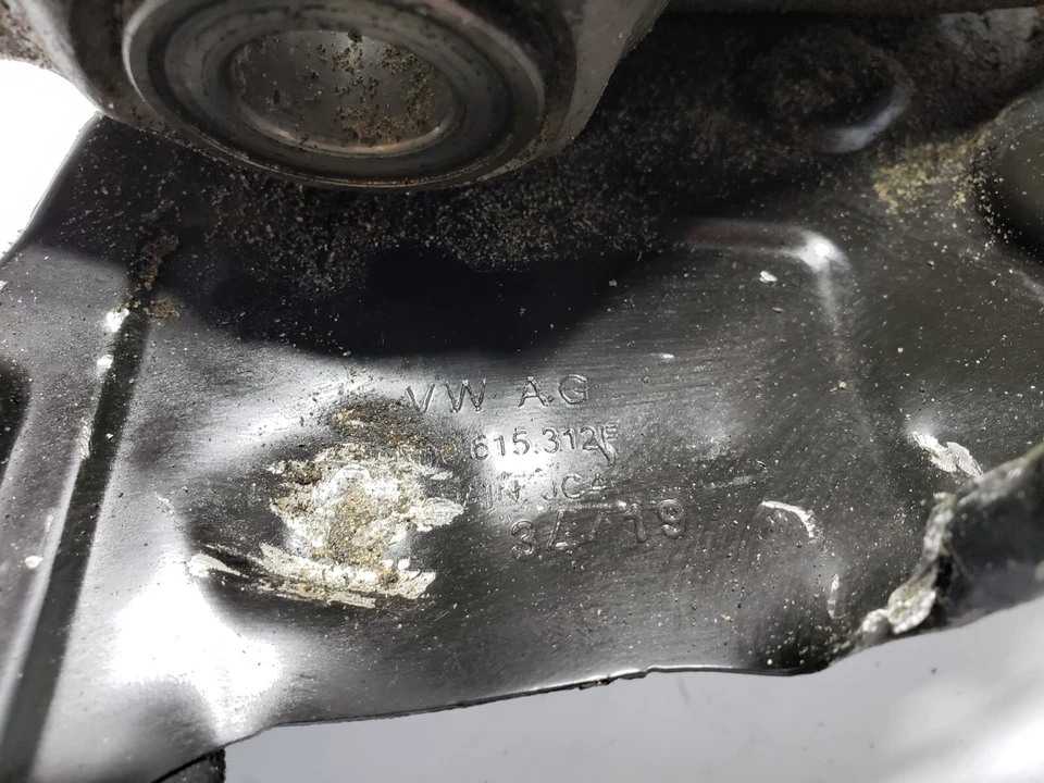 ✅ 15-20 OEM Audi S3 A3 AWD Front Right Passenger Wheel Hub Knuckle Spindle 24k - Image 2 of 4