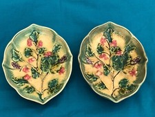 2 Anciennes coupelles en barbotines a décor de mures