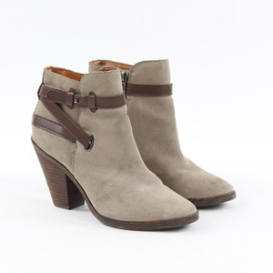 dolce vita echo booties