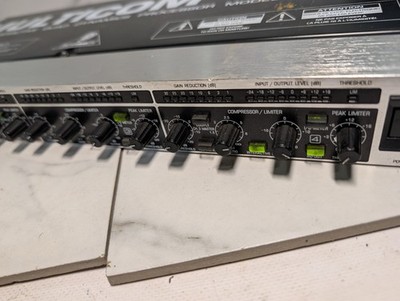 Behringer MULTICOM PRO MDX 4400: Audio Compressor: Tested! Fast ship
