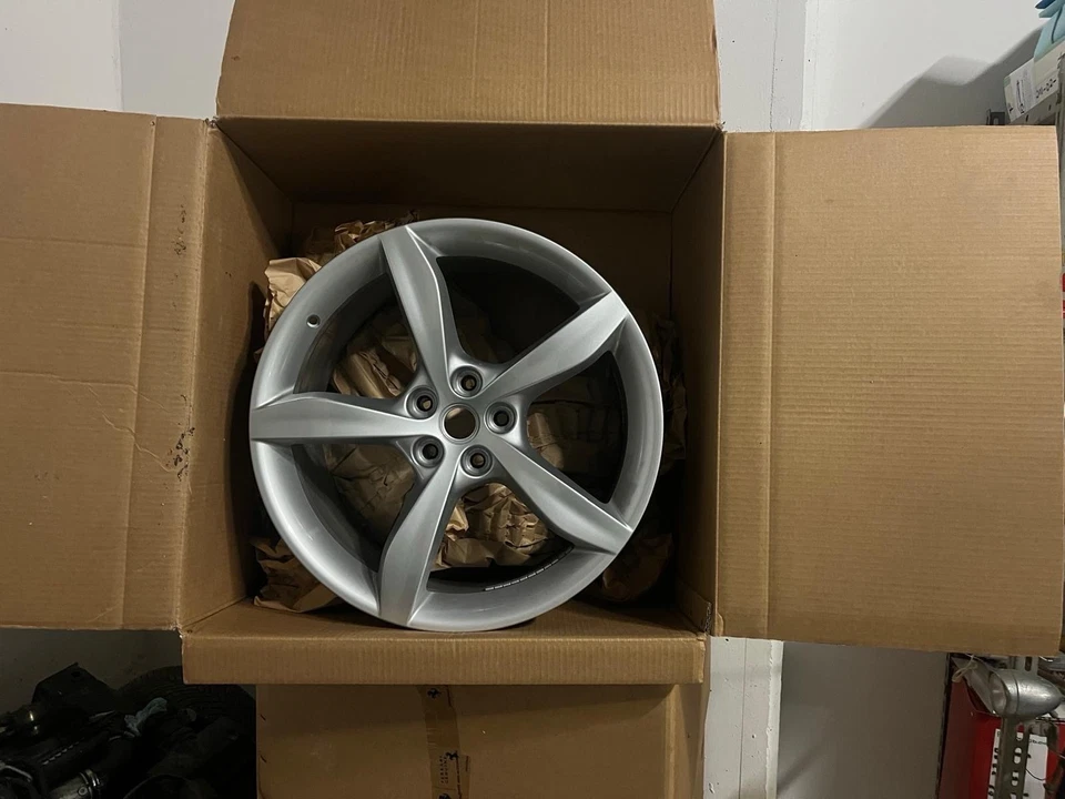 4 CERCHI IN LEGA FERRARI prtofimo,430,california,360 - Immagine 2 di 2