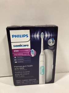 Philips Sonicare 5100 ProtectiveClean Electric used