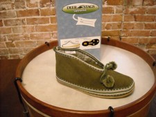 Deer Stags Slipperooz Mutsy Olive Microsuede Slipper Booties NEW