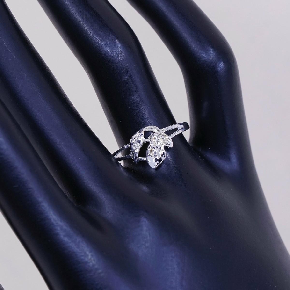 sz 8.25, vintage Sterling silver handmade ring, solid 925 sz 8.25, vintage Sterling silver handmade ring, solid 925