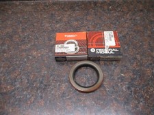 LOT OF 2 NEW National Federal Mogul 470737 Oil Seal FREE SHIPPING