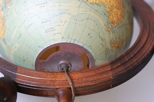 Globe terrestre lumineux en verre PERRINA M.PICQUART - Picture 7 of 10