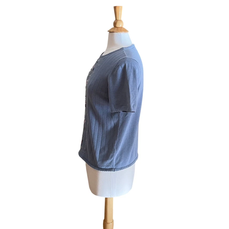 Suéter Alfred Dunner Periwinkle Azul Manga Corta Acanalado Bordado Cuentas MP Foto 3 de 4