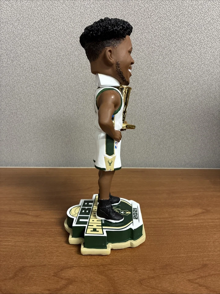 🏀 NBA 2021 MW BUCKS GIANNIS ANTETOKUONMPO MVP BOBBLEHEAD EDICIÓN LIMITADA #724/2021 Foto 4 de 4
