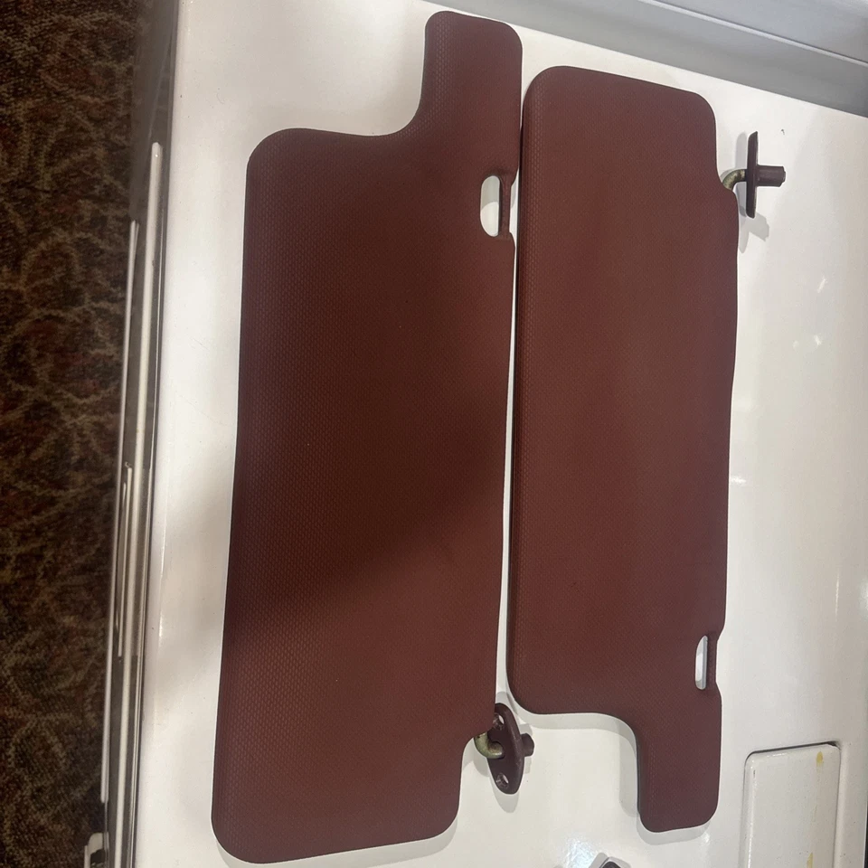 1986-1993 Mazda B2200 B2600 B2600i Truck Sun Visor Visors Driver Passenger OEM - Image 3 of 4