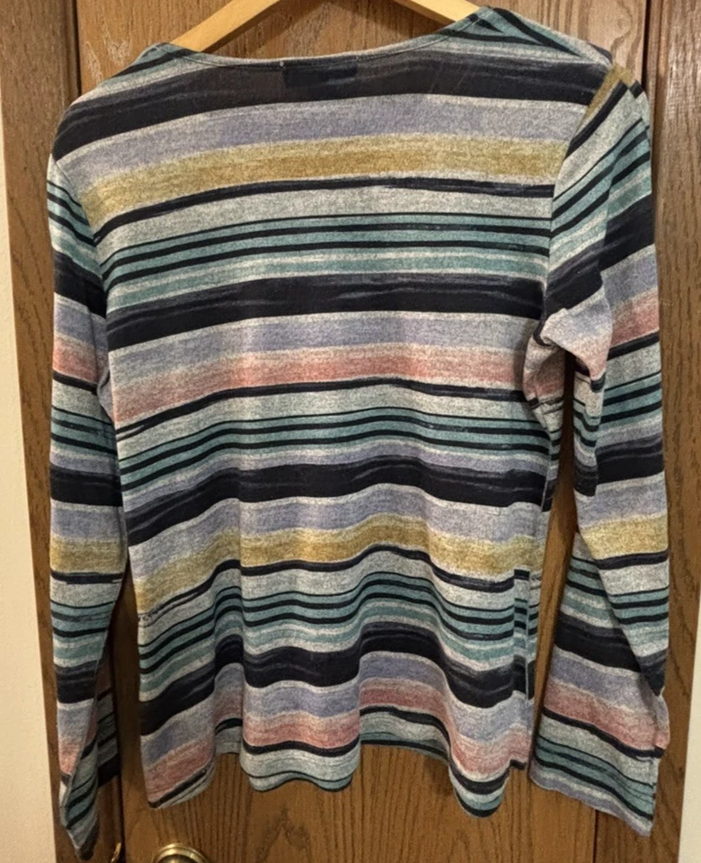 Christopher & Banks 长袖灰色/蓝色条纹亮片 M 码 — 第 2/4 张图片