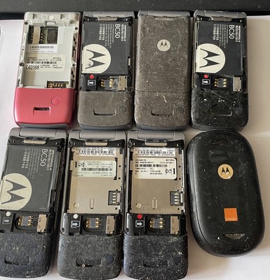 2000s Retro Motorola Flip Phones - KRZR K1, W375, U6 Pebl
