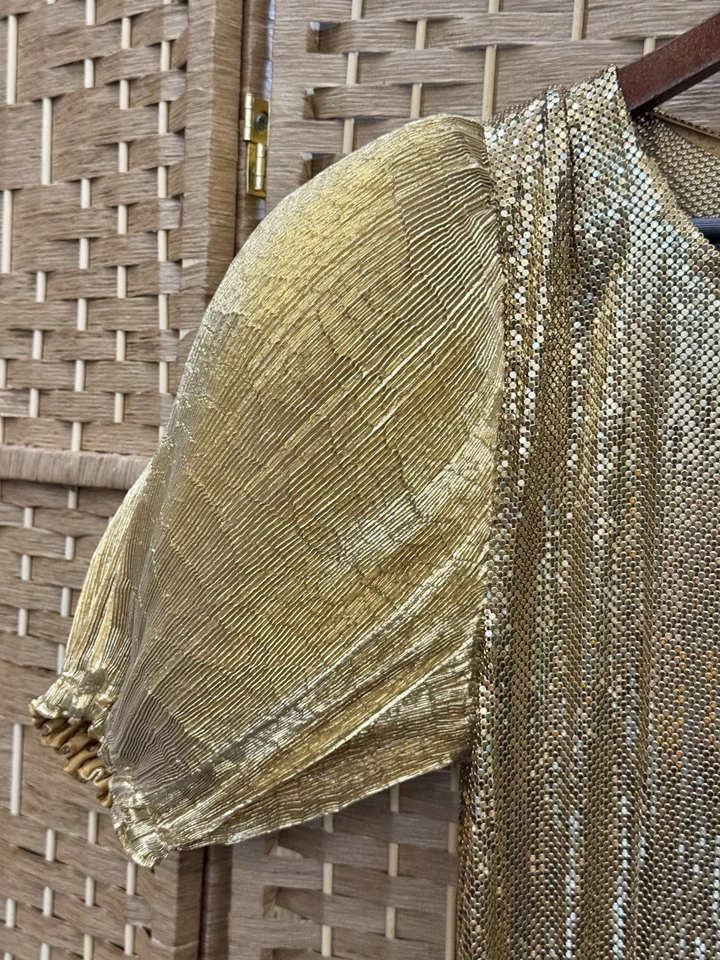 Vtg Whiting & Davis Liquid Gold Metal Mesh Top 1980s, Crinkle Puff Sleeve Size S - Image 4 of 4