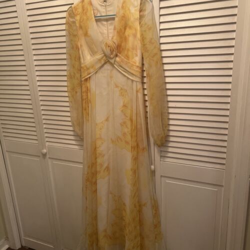 Vintage 60’s Sheer Yellow Dress Marked 10 See Measurements Runs Small - Afbeelding 1 van 12