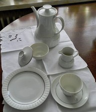 Kaffeeservice, 12-teilig, Farbe weiß mit Platinrand, Marke ** Thomas **