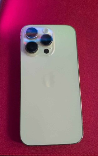 iPhone 14 Pro - Photo 1 sur 3