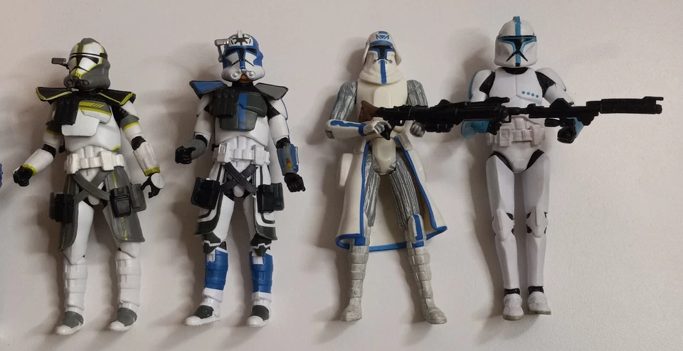 Star Wars 3.75-4" Clone Troopers Figura Aleatoria Paquete de 7 con Algunos Accesorios Foto 3 de 3