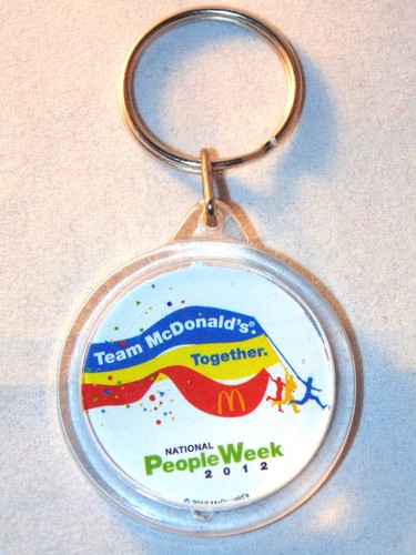 Llavero de plástico McDonald's Arch People Week 2012 anuncio promocional coleccionable - Imagen 3 de 4