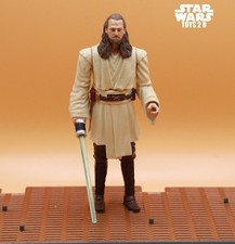 STAR WARS FIGUR 2012 MOVIE HEROES QUI-GON JINN (LIGHT-UP LIGHTSABER BLADE!)