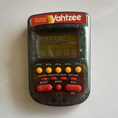 Milton Bradley Yahtzee Handheld Electronic Game 1995 MPN 4511 Age 8+