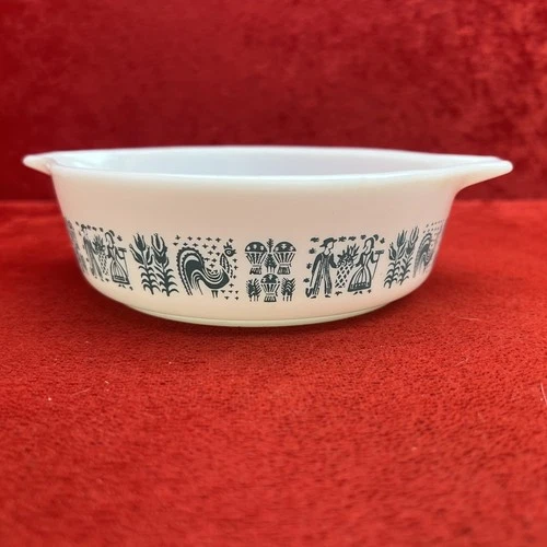 ✨Vintage Find✨ Pyrex Amish Butterprint 471 1 Pt Casserole Dish No Lid