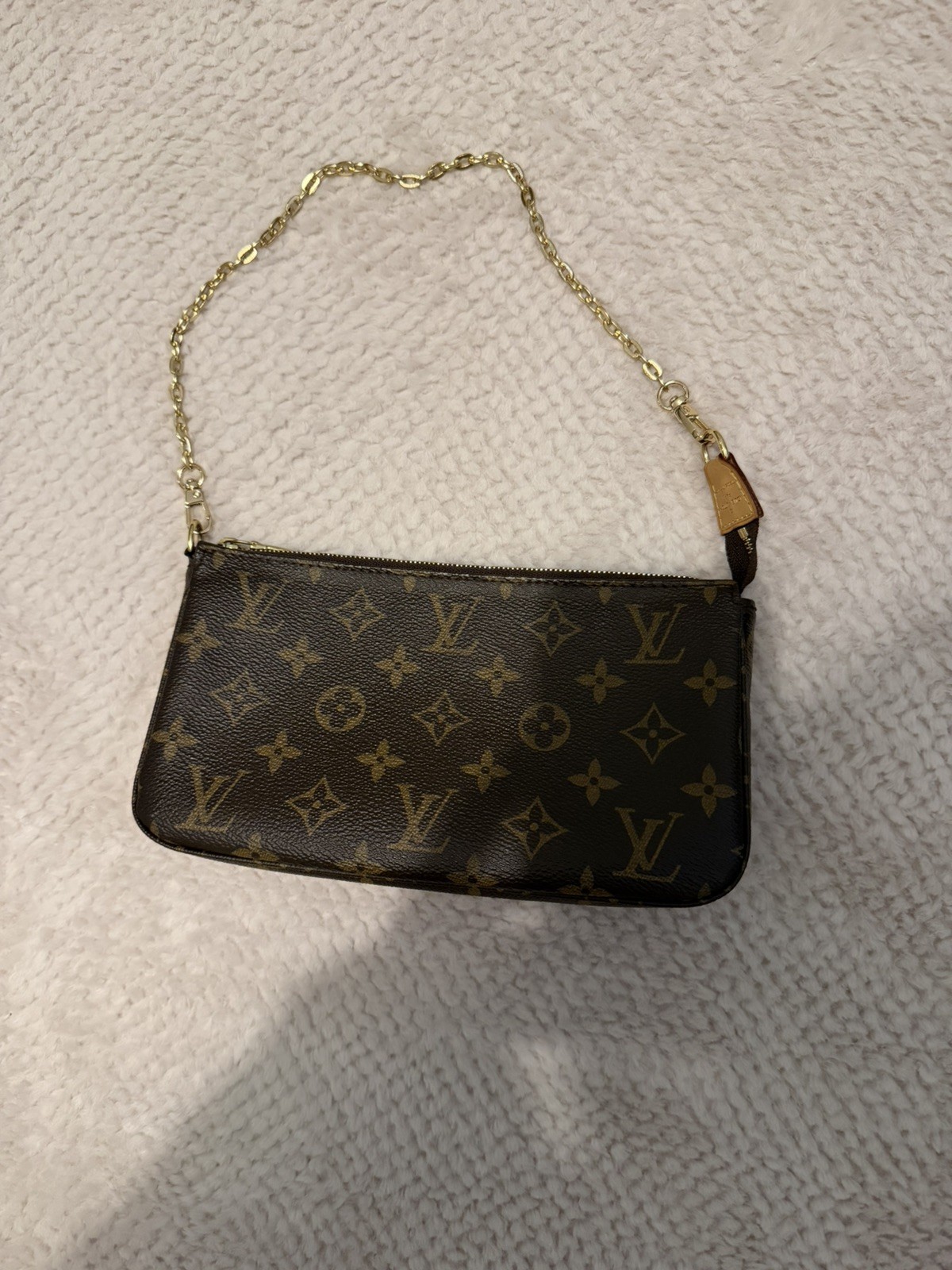 Louis Vuitton Pochette Accessoires Monogram Canvas AUTHENTIC AMAZING CONDITION