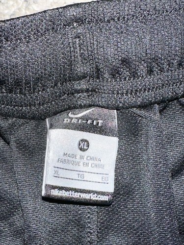 Nike Lebron James Basketball Gym Shorts Jugend XL schwarz grau Logo Kordelzug - Bild 5 von 9