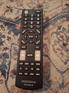 Insignia NS-RC4NA-18 Remote Control