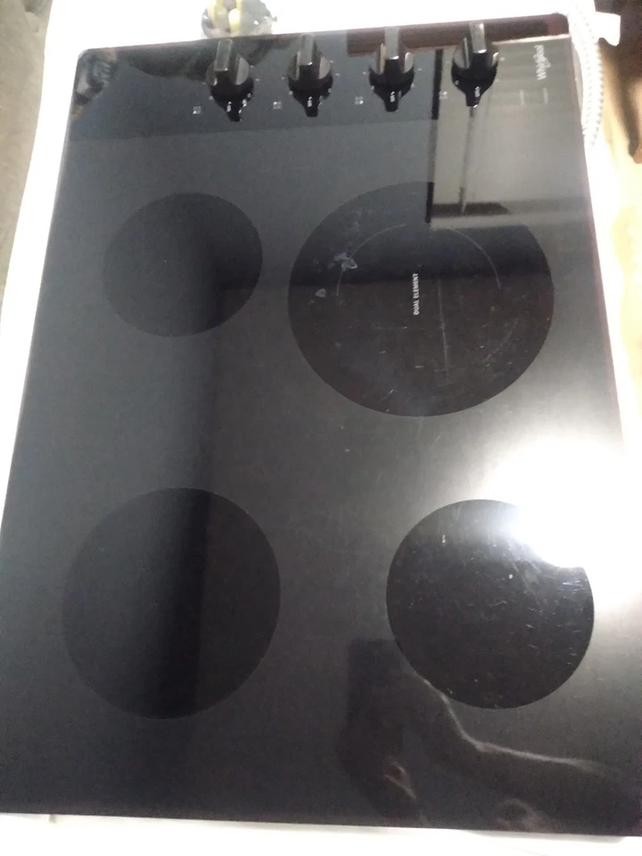 Whirlpool WCE55US0HB01 Cocina Eléctrica 4 Elementos Cerámica Vidrio  Foto 2 de 4