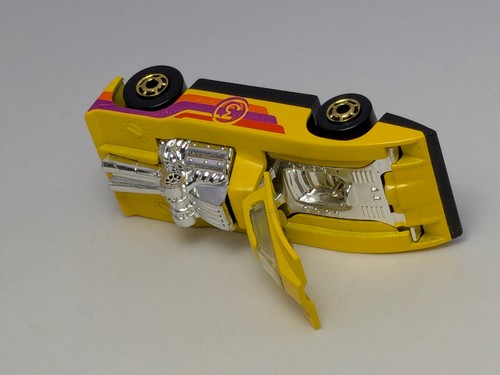 Coche fundido a presión Hot Wheels Hot Ones Cannonade amarillo 1691 Hong Kong GHO 1980 de colección - Imagen 7 de 7