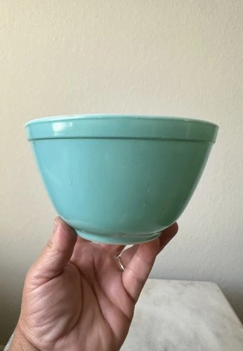 Vintage Pyrex Glass Small Nesting Mixing Bowl Aqua Blue 401 USA 1.5 Pint