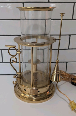 Vintage 1992 SEDGEFIELD by ADAMS TABLE LAMP REAL BRASS Trophy Candle Base