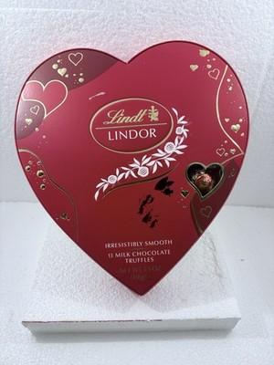 Lindt LINDOR Valentine's Milk Chocolate Candy Truffles Heart Truffle Filling