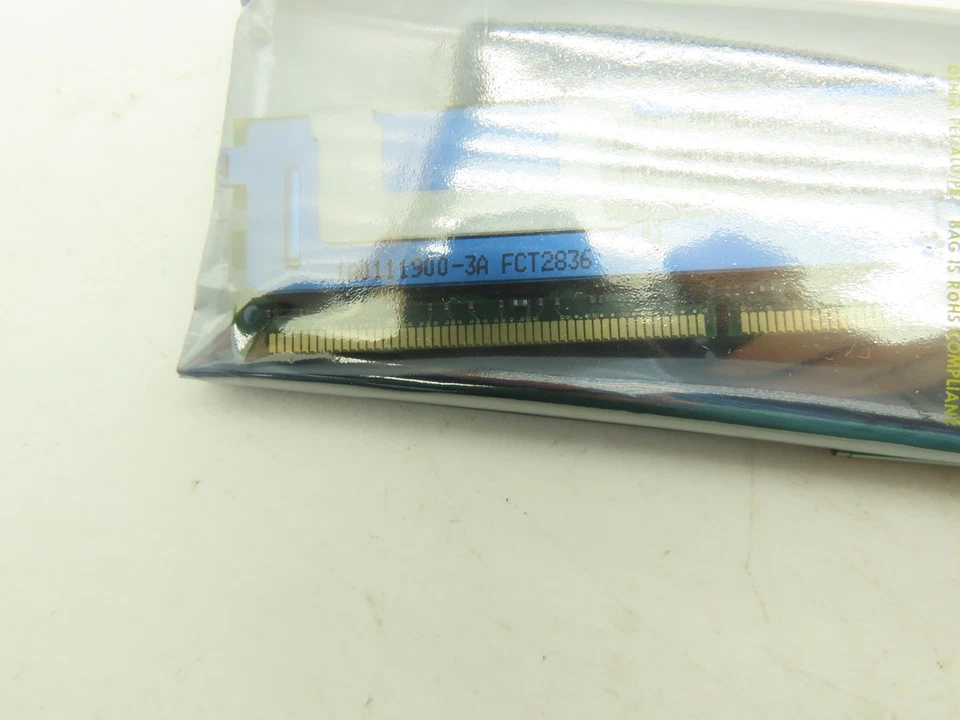 Fujitsu CF00501-7954 Rev: 01 FB DIMM RAM Memory Module 4GB PC2-5300 DDR2-667 - Image 4 of 4