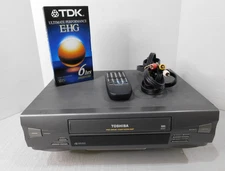 Toshiba M-454 VHS player With Remote Tested Bundle