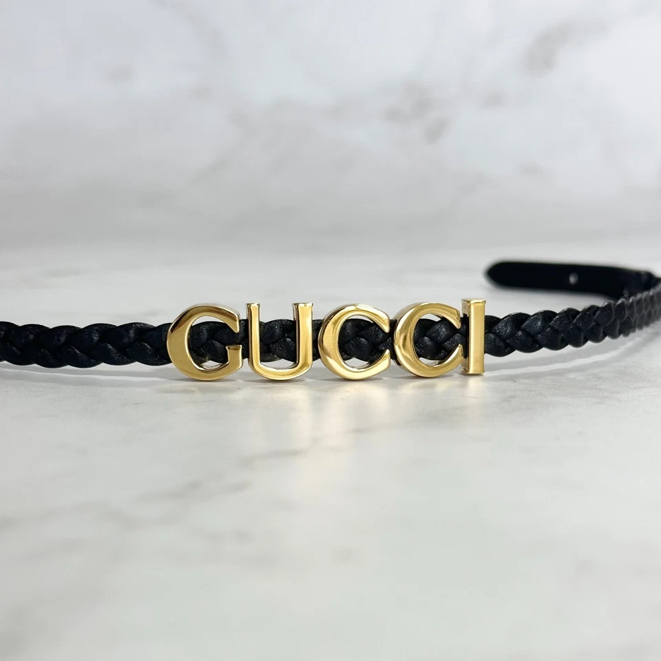 GUCCI Gargantilla Collar Logo Cuero Negro Dorado Accesorio Para Mujer Usado Auténtico Foto 2 de 4